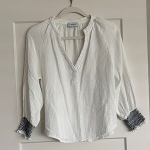 Evereve Textured White Blouse with Navy Patterned Cuffs